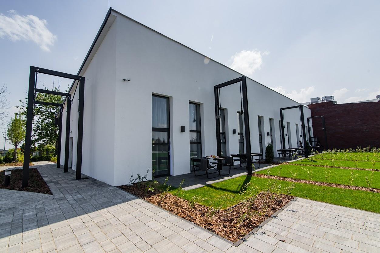 Hotel Browar Wiatr Uniejow Exterior foto